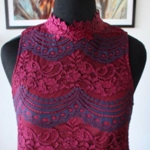 ❗️2/$15 Burgundy and navy scalloped lace blouse